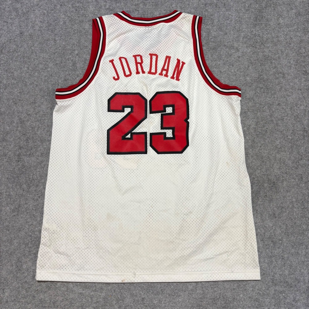Nike Chicago Bulls Michael Jordan 23 Jersey Mens XL White Mesh NBA Basketball
